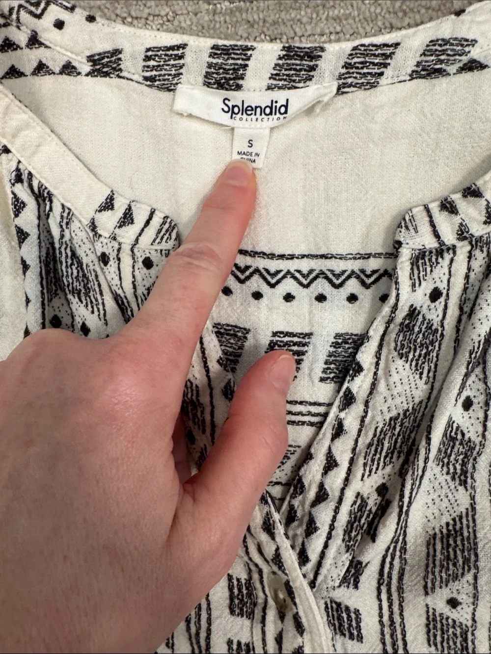 Splendid Freesia Embroidered Long Sleeve Linen Top Size Small